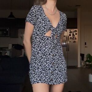 PacSun Navy and White Floral Mini Dress